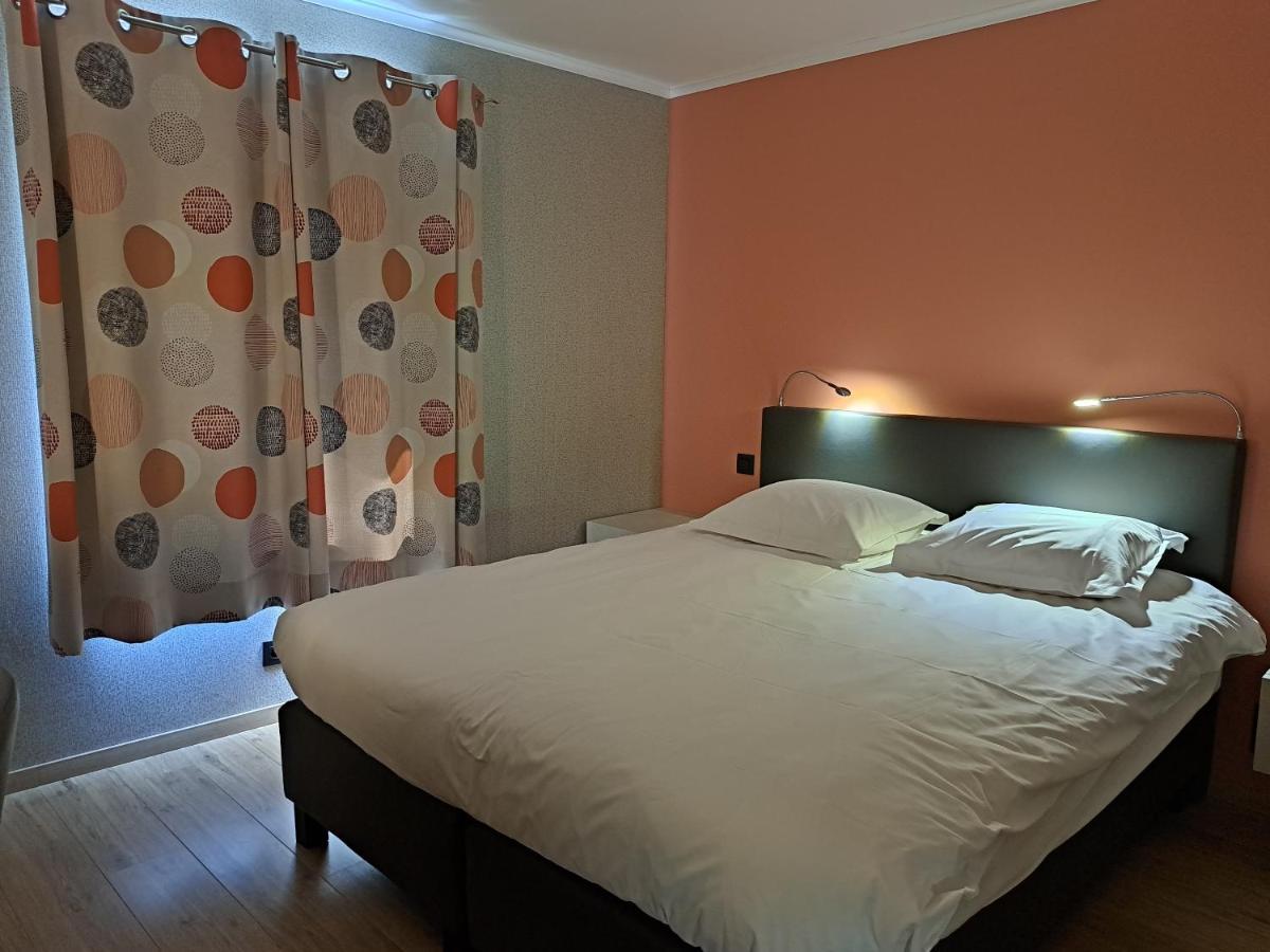 Chanteloup, Maison D'Hotes - Halleux Ngoại thất bức ảnh